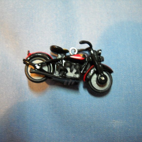 2004 Hallmark Mini Ornamen Harley-Davidson 1933 Flathead Model VLD Motorcycle #6 - Picture 2 of 7